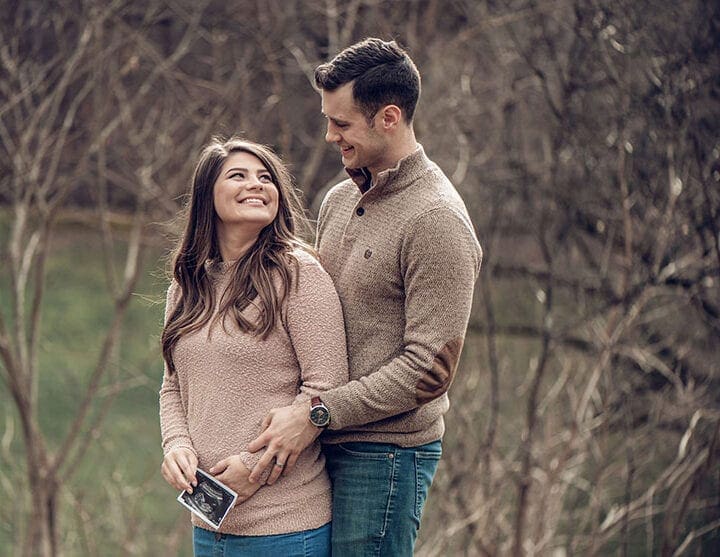 Tori Bates Smith and Husband Bobby are Pregnant With Their Third Child. PHOTO CREDIT: Taryn Yager