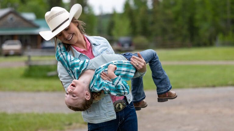 Watch Heartland Season 16