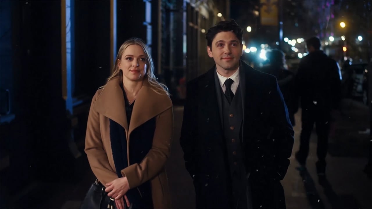 A Royal Christmas Hope - A Royal Christmas Hope – The Royal Treatment